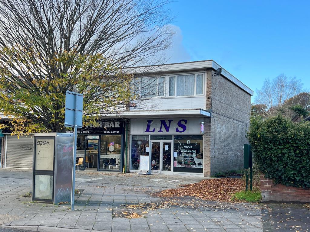 Lot: 54 - FREEHOLD INVESTMENT -